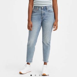 Levi’s Wedgie fit Jeans “Shut Up” Medium Wash sz29